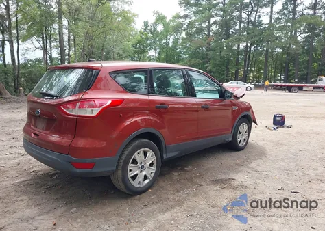 2015 Ford Escape S from USA, damaged, VIN 1FMCU0F77FUC56817